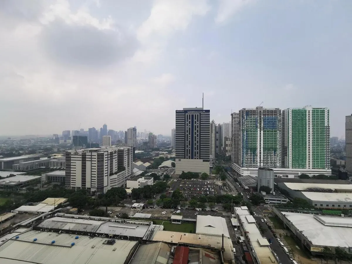 G Flat At Greenfield Manila Apartment